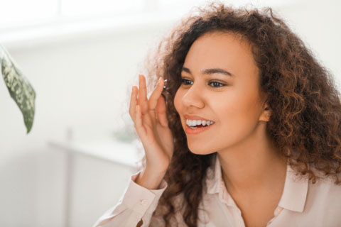 Women using a contact lens